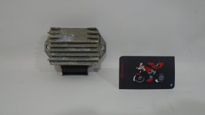 REGUALDOR DE CORRIENTE PIAGGIO VESPA LX 50 4T